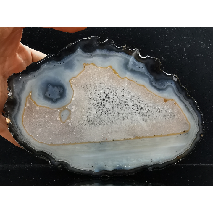 Belle tranche d'AGATE NATURELLE  du BRESIL
