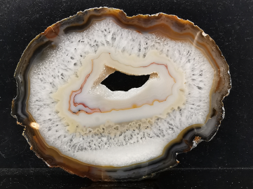 Belle tranche d'AGATE NATURELLE  du BRESIL