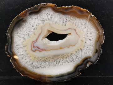 Belle tranche d'AGATE NATURELLE  du BRESIL