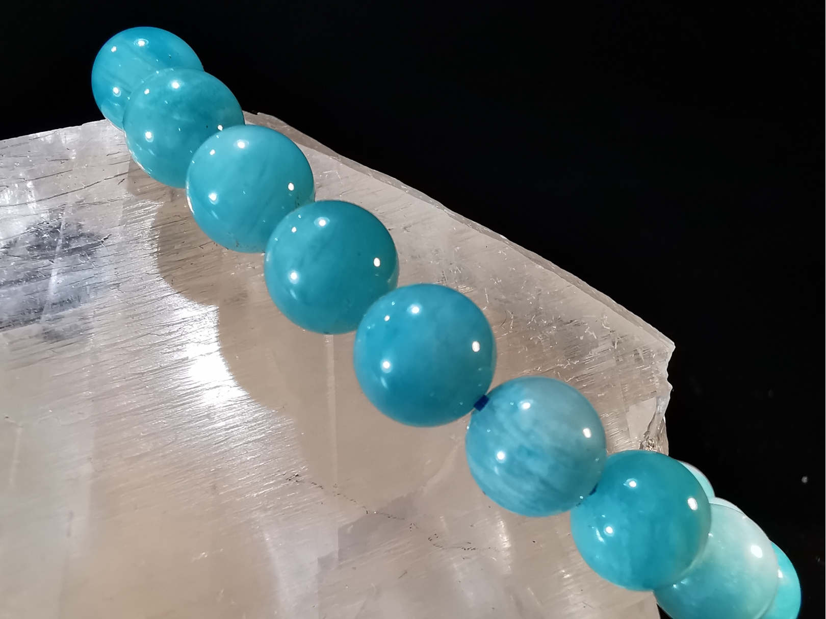 bracelet pierre naturelle 8 mm:  AMAZONITE