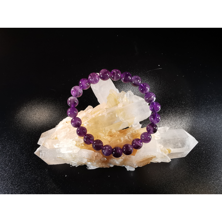 natural stone bracelet 8 mm: AMETHYSTE CHEVRON
