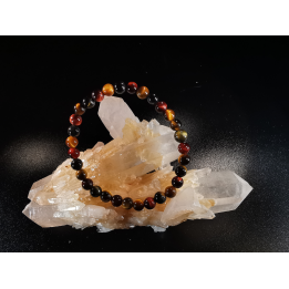 natural stone bracelet 6mm:  TROIS OEILS