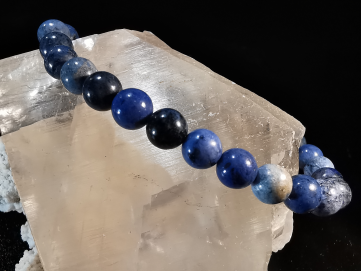 bracelet pierre naturelle 6 mm:  SODALITE