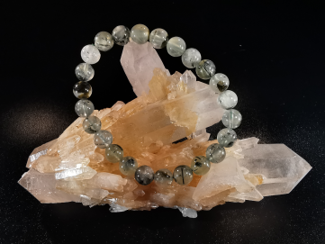 bracelet pierre naturelle 8 mm:  PREHNITE