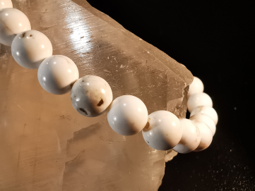 natural stone bracelet 8 mm: MAGNESITE