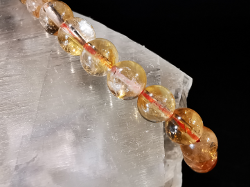 bracelet pierre naturelle 6 mm:  CITRINE