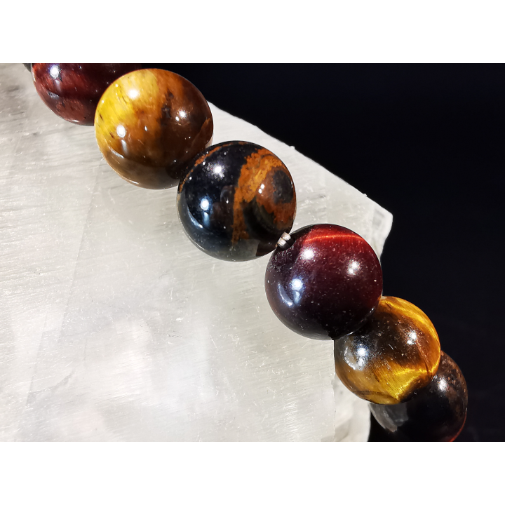 bracelet pierre naturelle 8 mm:  TROIS OEILS
