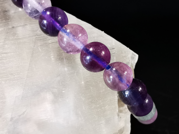 bracelet pierre naturelle 6 mm:  FLUORITE