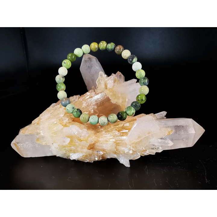 natural stone bracelet 6mm: OPALE VERTE