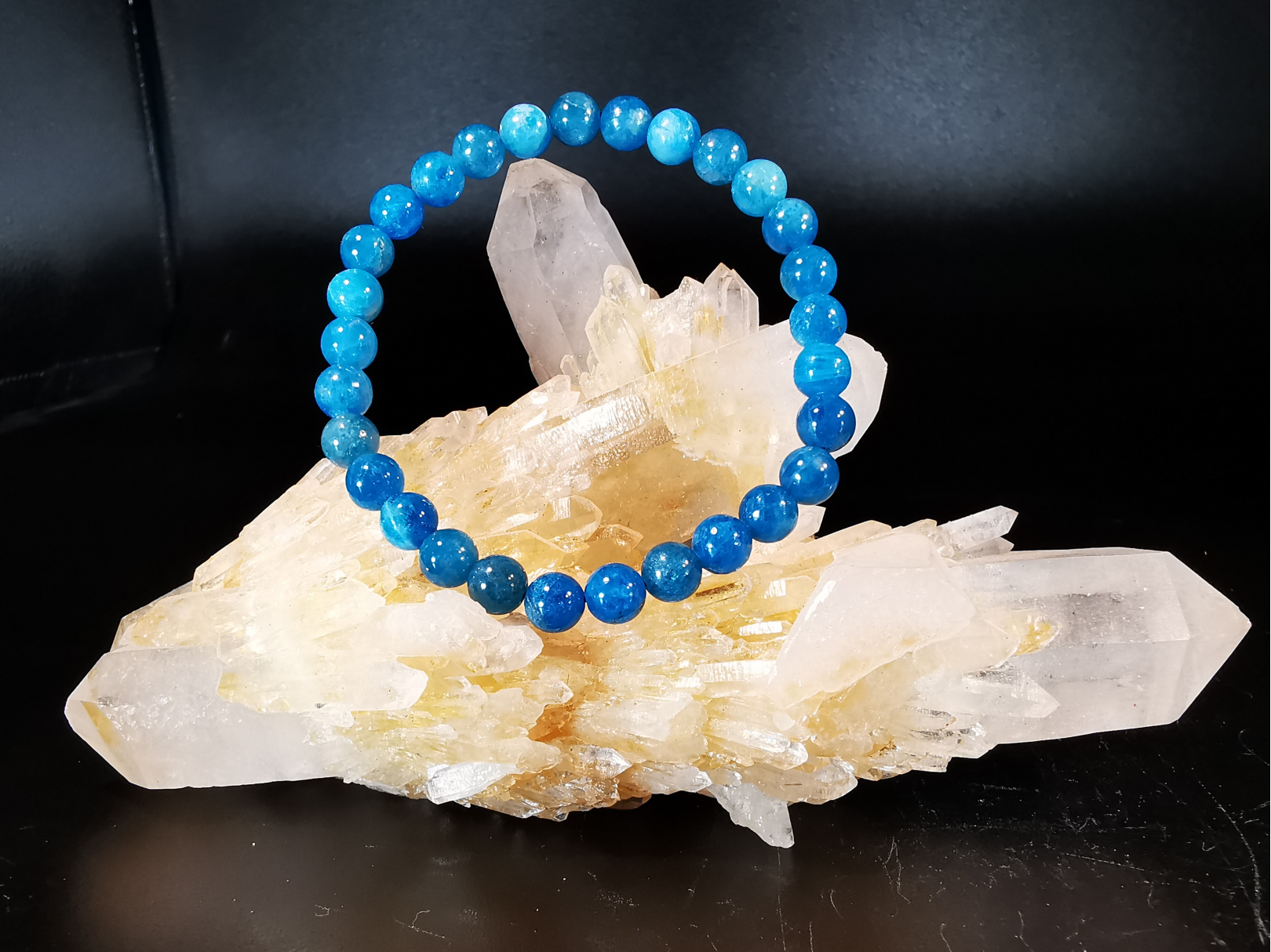 natural stone bracelet 6mm: APATITE