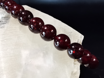 natural stone bracelet 8 mm: GRENAT