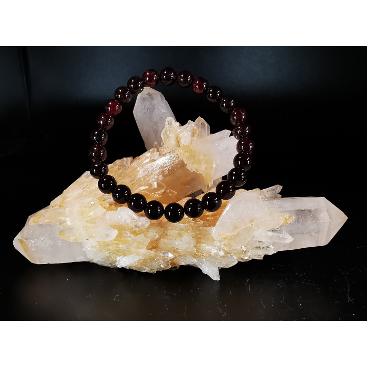 natural stone bracelet 8 mm: GRENAT