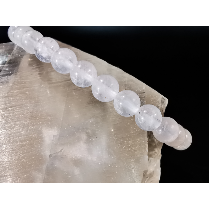 natural stone bracelet 6mm: PIERRE DE LUNE