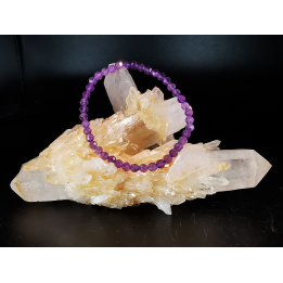 bracelet pierre naturelle 4 mm facetté:  AMETHYSTE