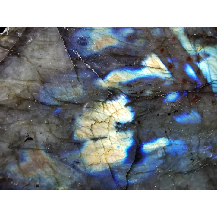 LABRADORITE from Madagascar