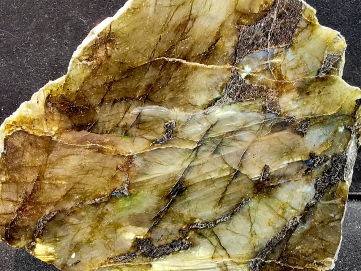 LABRADORITE from Madagascar