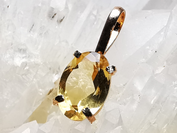 Pendant: CITRINE