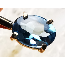 Pendentif : TOPAZE BLEUE