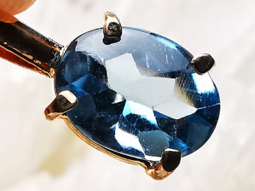 Pendant: BLUE TOPAZ