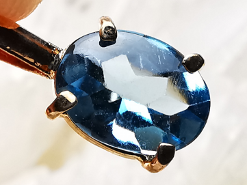 Pendant: BLUE TOPAZ