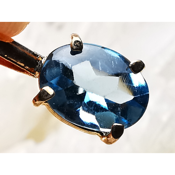 Pendentif : TOPAZE BLEUE