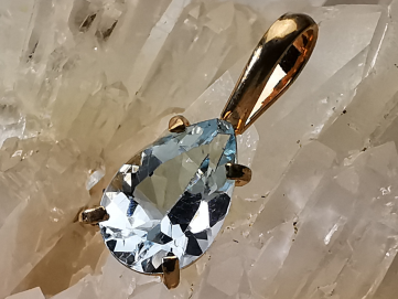 Pendant: AQUAMARINE
