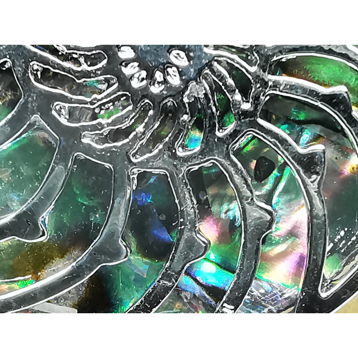 Pendentif : AMMONITE en nacre