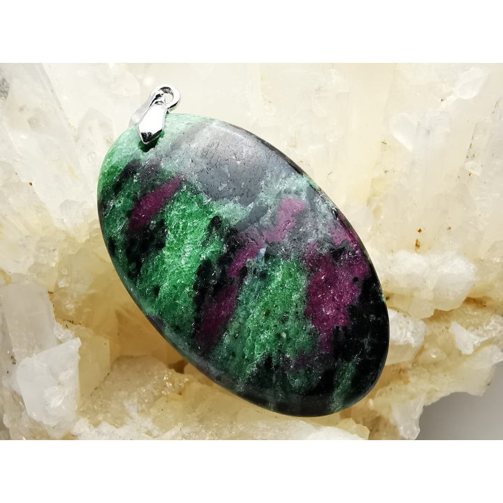 Pendant: Ruby in ZOISITE