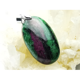 Pendant: Ruby in ZOISITE