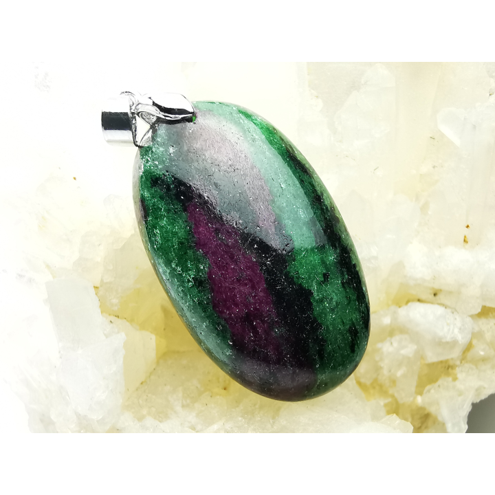 Pendant: Ruby in ZOISITE
