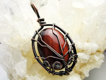 Pendentif: OEIL DE TAUREAU