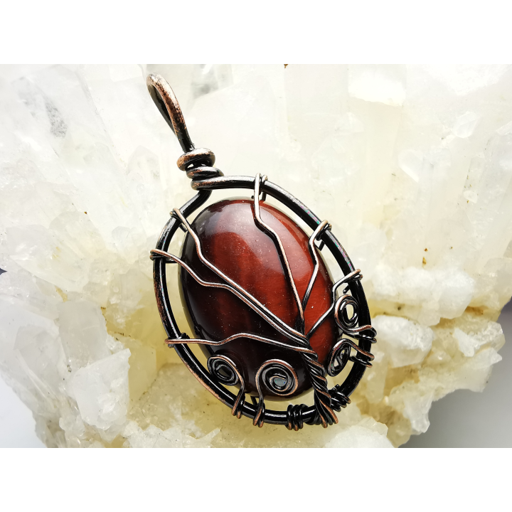 Pendentif: OEIL DE TAUREAU
