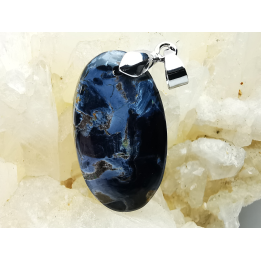 Pendant: PIETERSITE