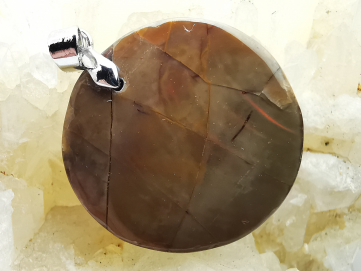 Pendentif : NACRE d'ammonite
