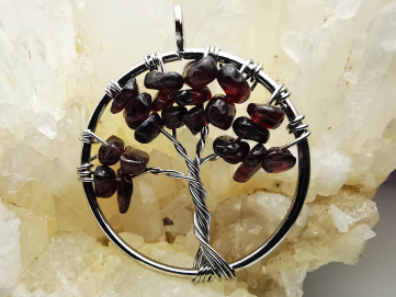 Pendentif : arbre de vie GRENAT
