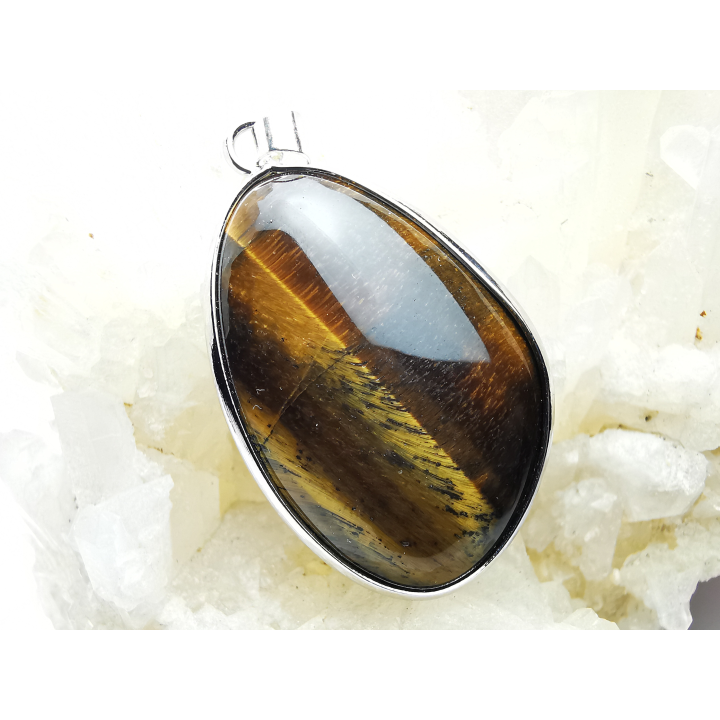 Pendant: TIGER'S EYE