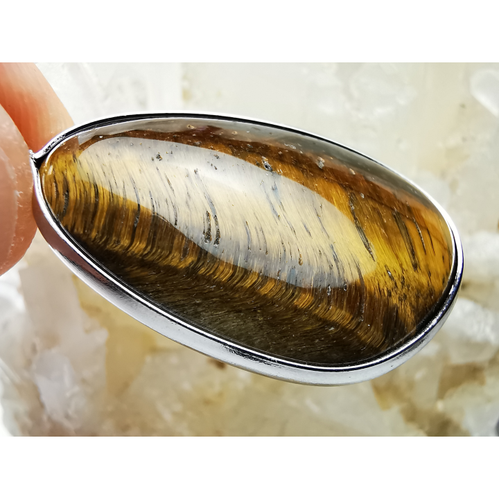 Pendentif : OEIL de TIGRE