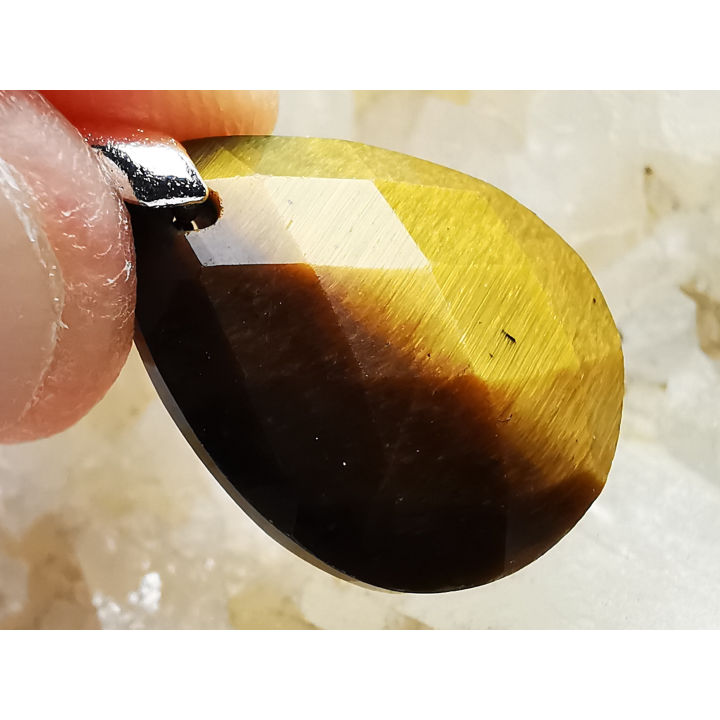 Pendant: TIGER'S EYE