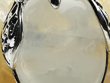 Pendentif : HIBOU QUARTZ LAITEUX