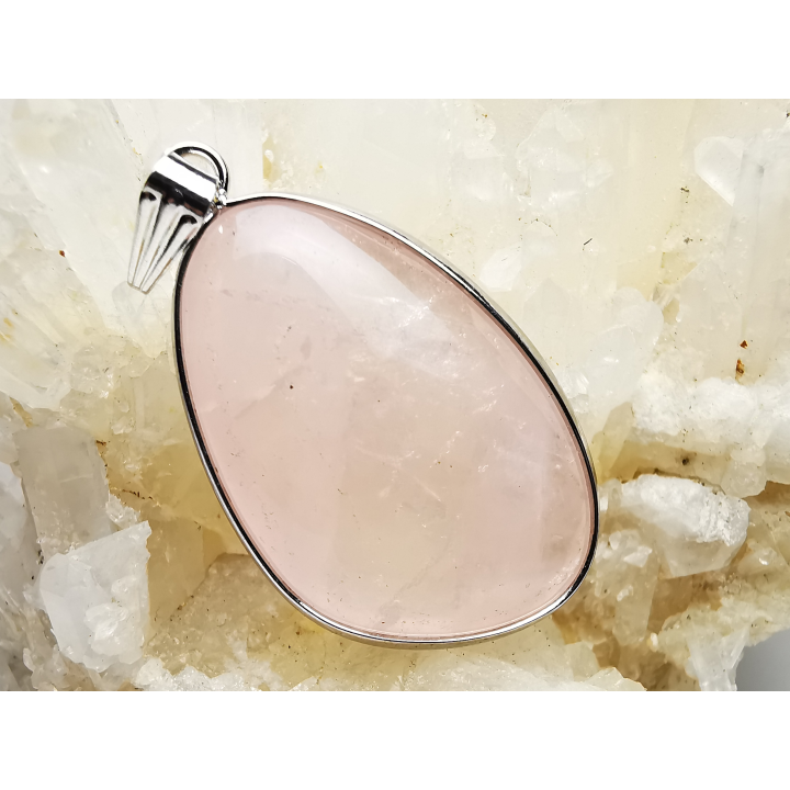Pendant: PINK QUARTZ