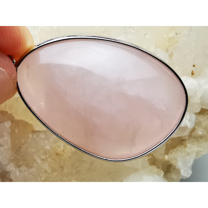 Pendentif : QUARTZ ROSE
