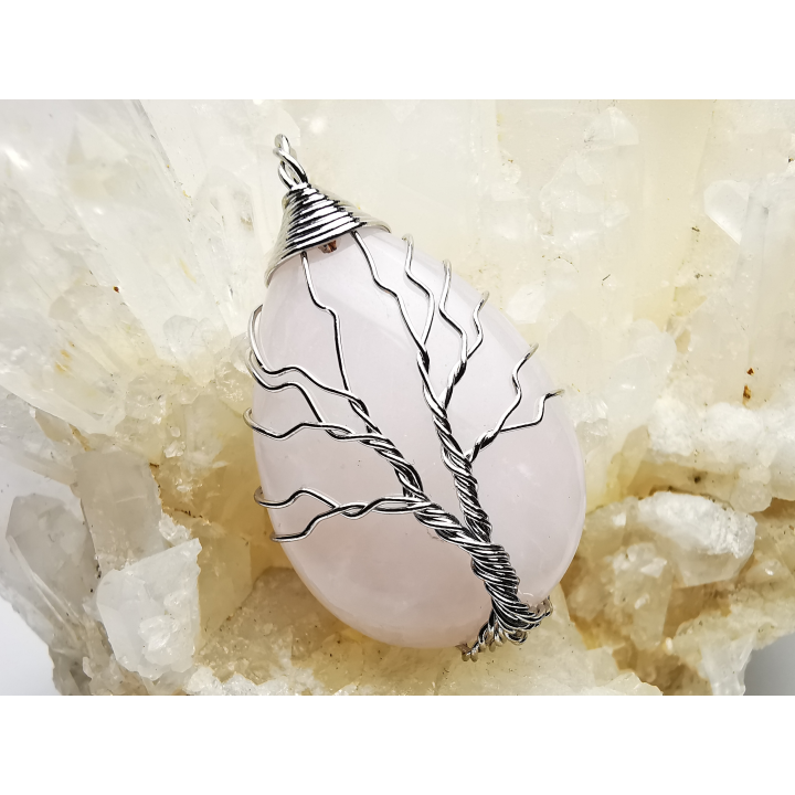 Pendentif : QUARTZ ROSE