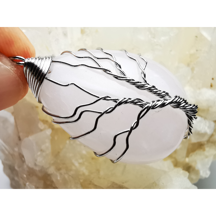Pendentif : QUARTZ ROSE