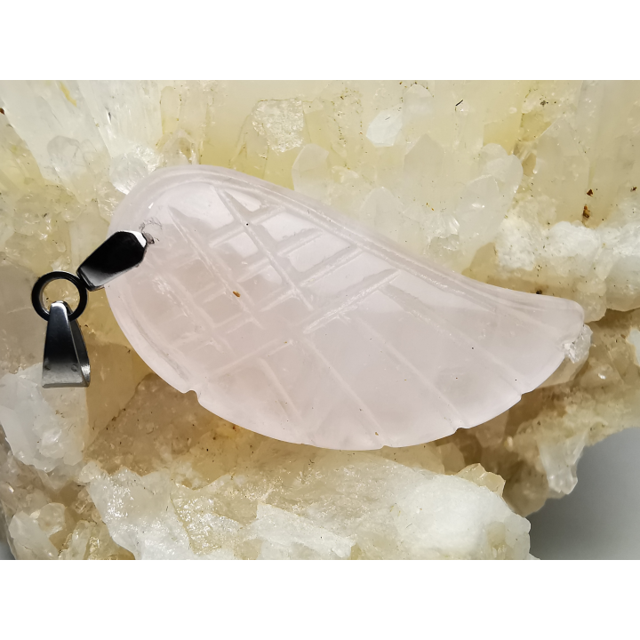 Pendentif : QUARTZ ROSE