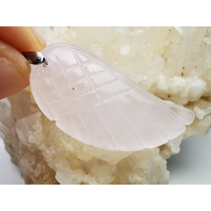Pendentif : QUARTZ ROSE