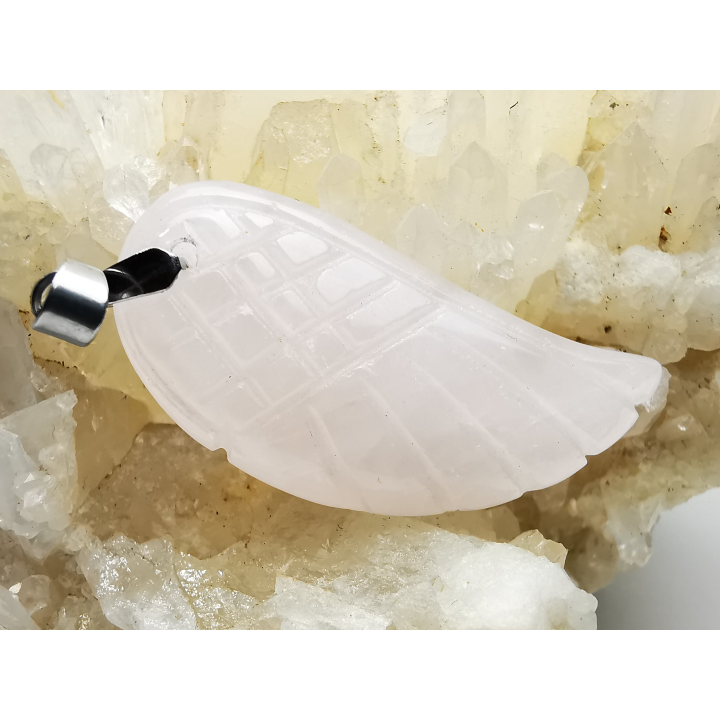 Pendentif : QUARTZ ROSE