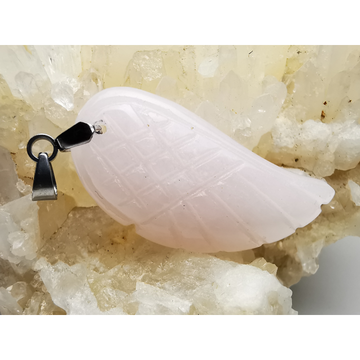 Pendentif : QUARTZ ROSE
