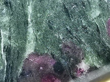Pendentif : EUDIALYTE