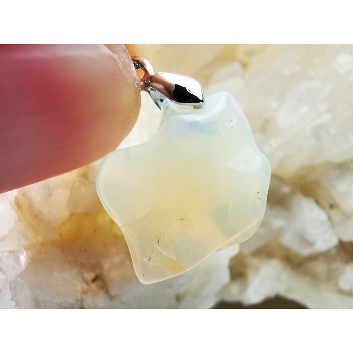 Pendant: OPAL