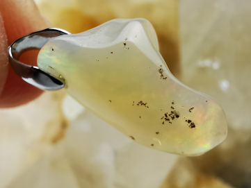Pendentif : OPALE
